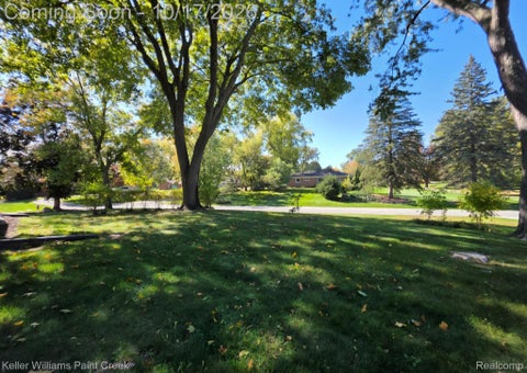 Tiny photo for 2451 Judy Lane, Shelby Charter Township, MI 48316 (MLS # 20261083268)