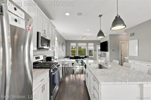 Tiny photo for 1031 N Sherman Drive #D, Royal Oak City, MI 48067 (MLS # 20261079590)