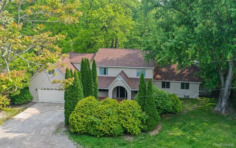 2475 S ORTONVILLE Road S Brandon Charter Township MI 48462