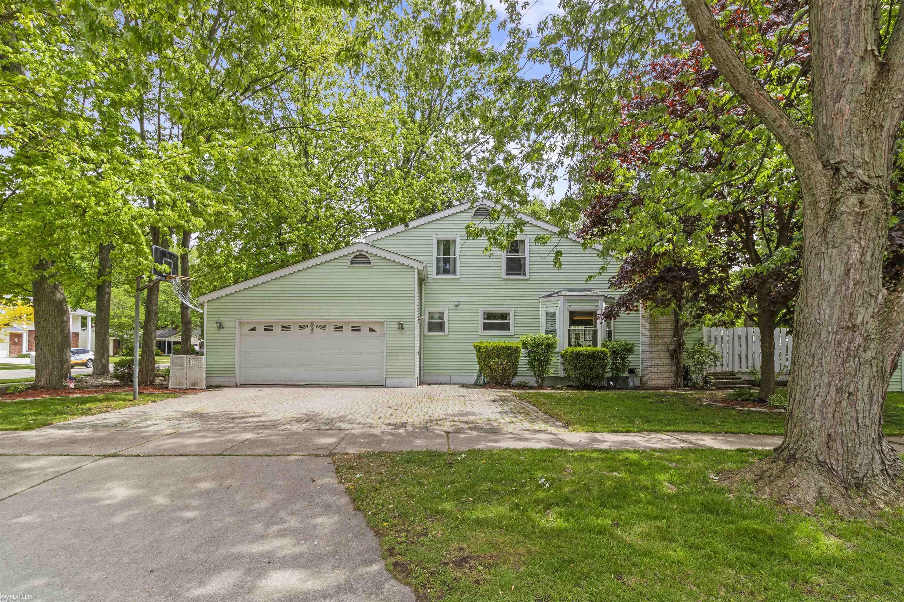 537 4th Street