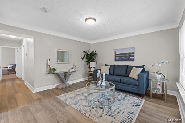 30030 Glenwood Street