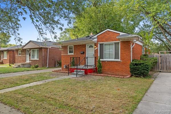 30030 Glenwood Street