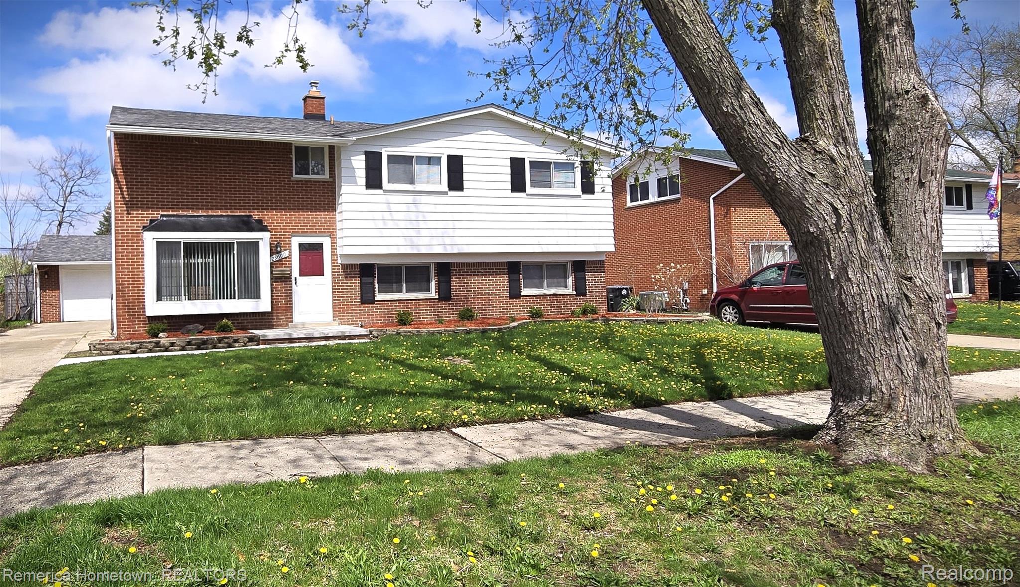 29600 Pickford Street