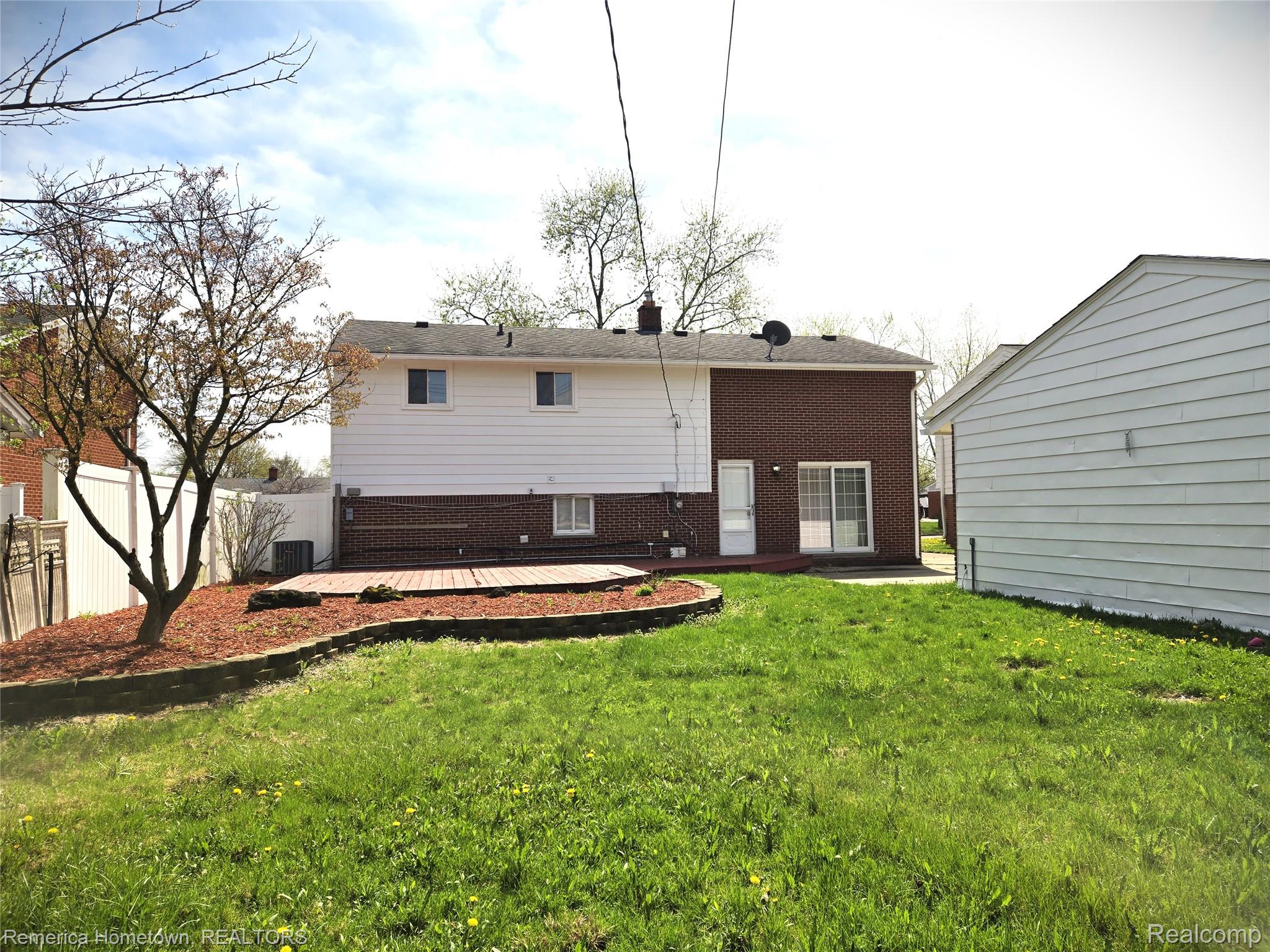 29600 Pickford Street