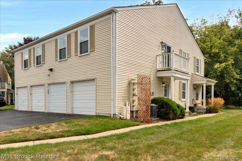 Photo of 273 Inlet Court, Walled Lake City, MI 48390 (MLS # 20261079628)