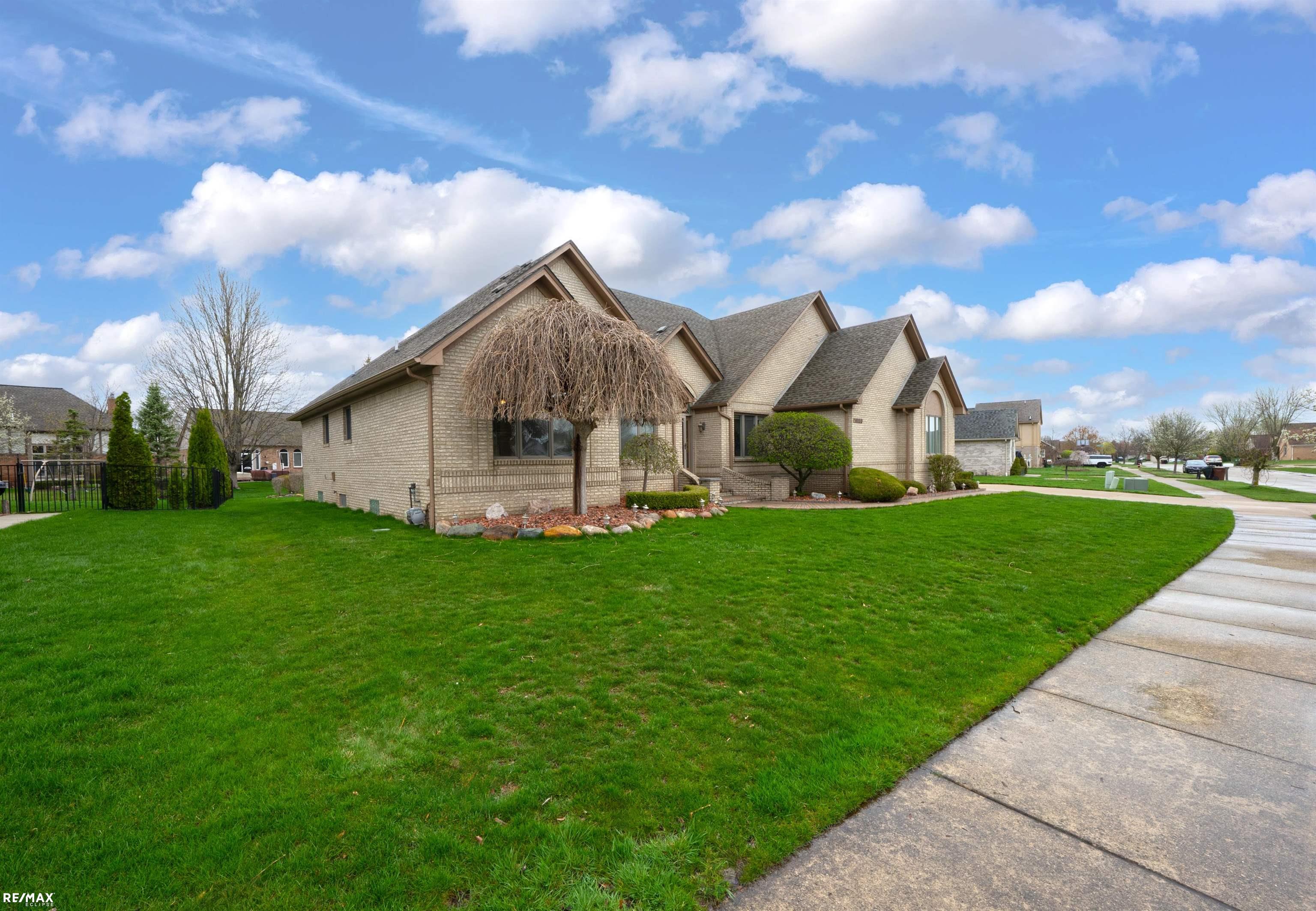 14155 Glenwood Drive