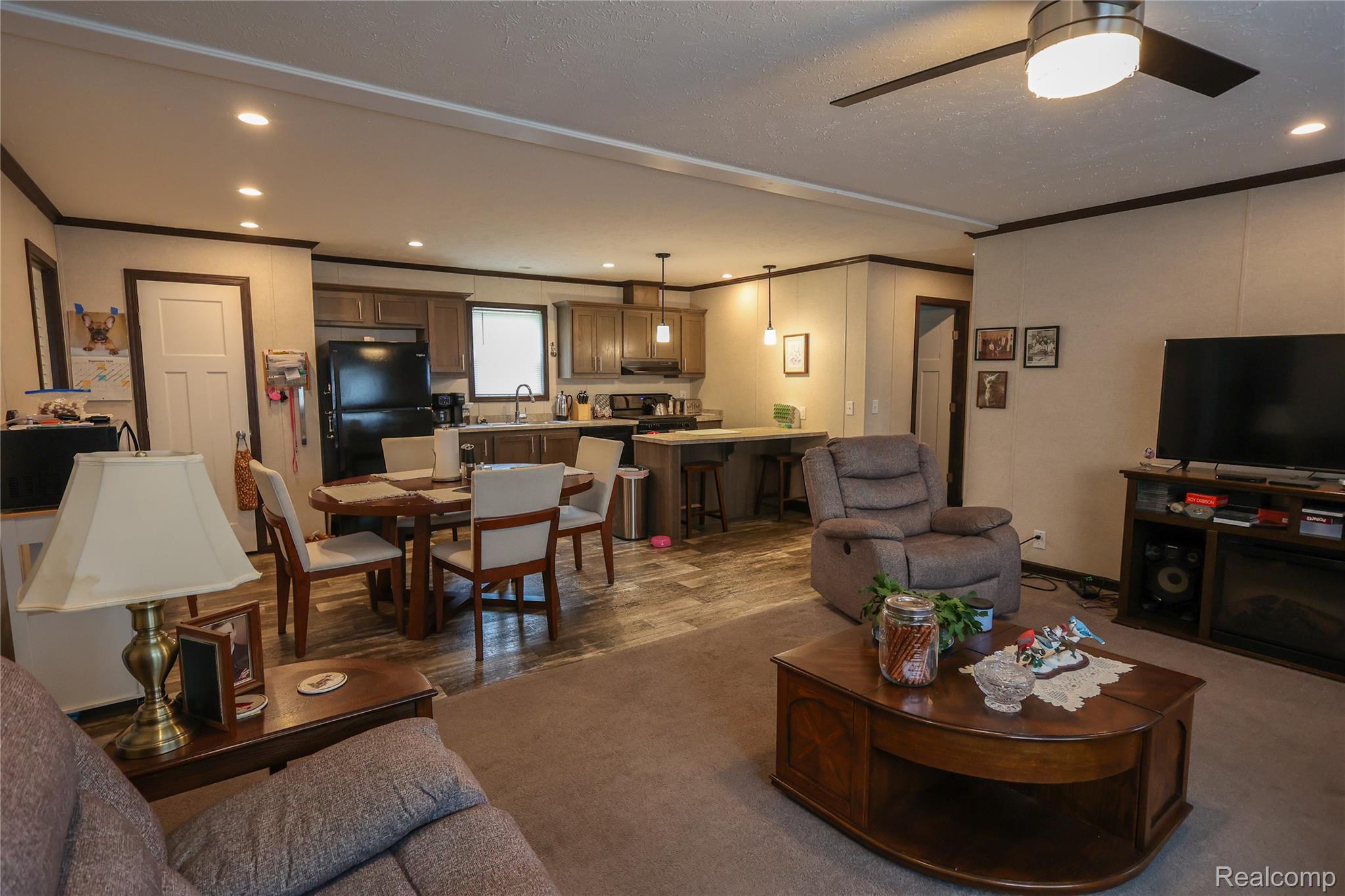 79 Woodridge Ct
