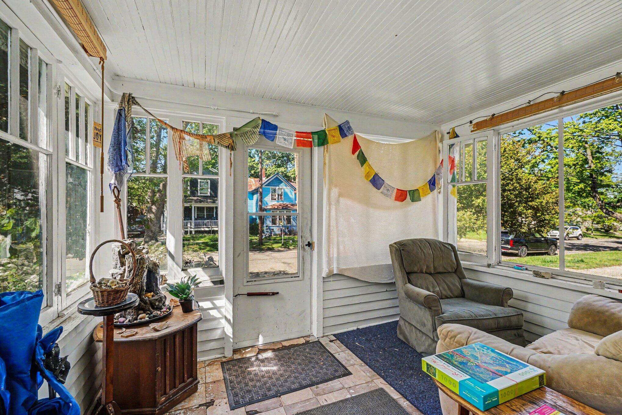 609 McCourtie Street