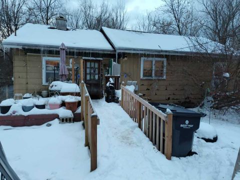 2064 Coloma Road Benton Charter Township MI 49022