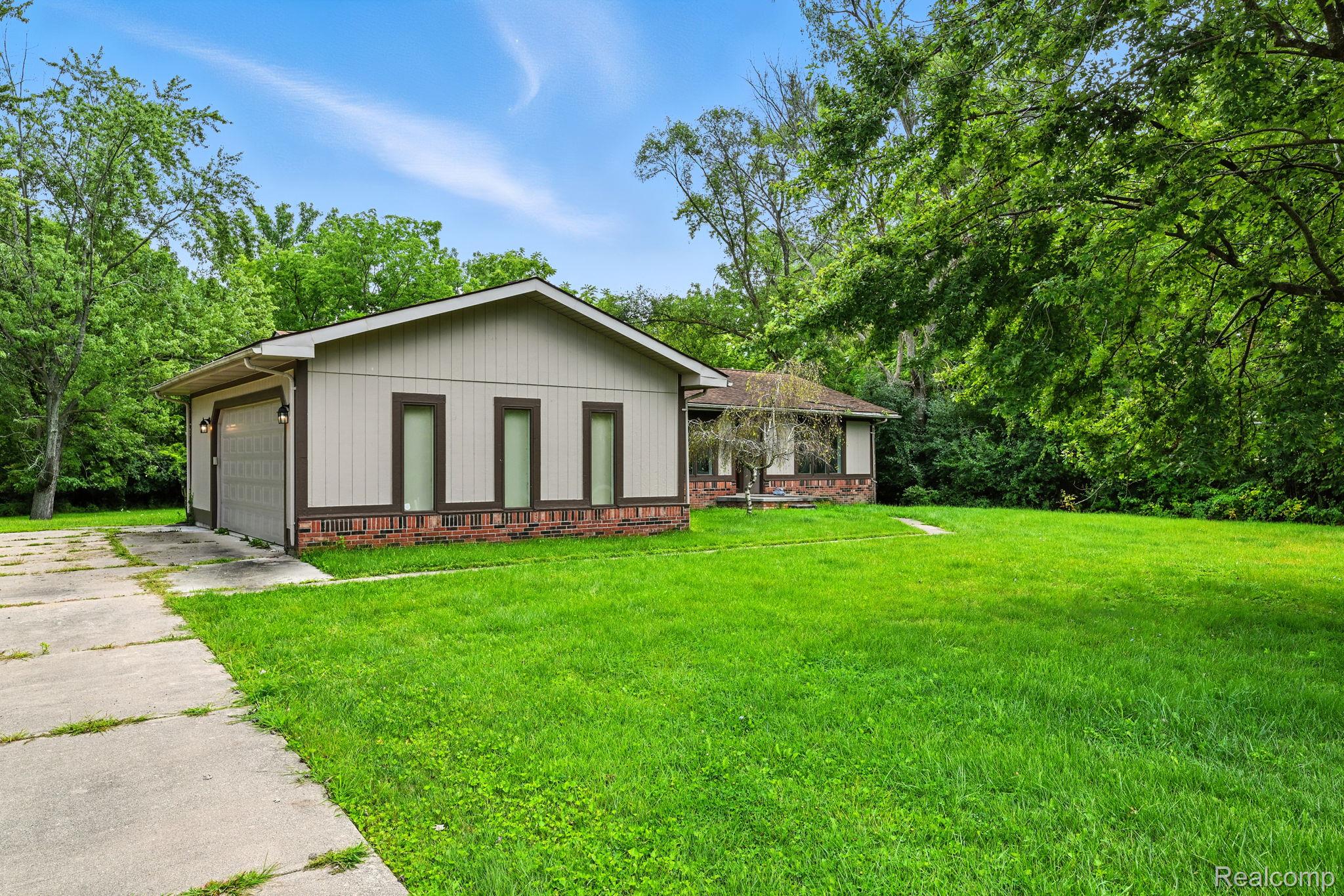 29220 Greening Street