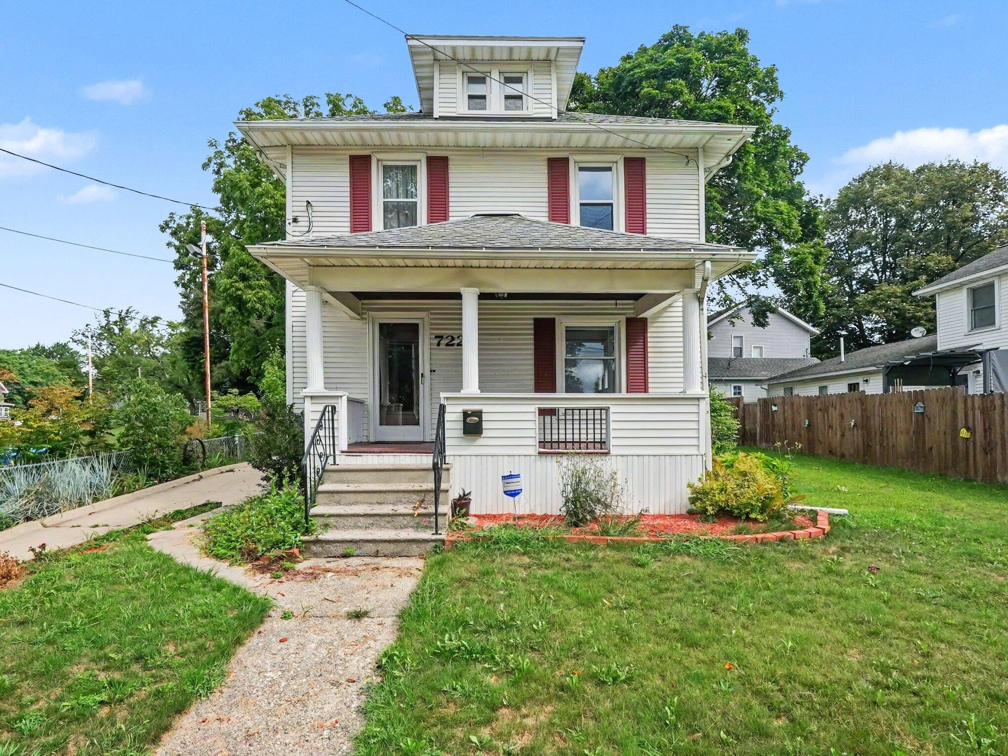 722 Webb Street