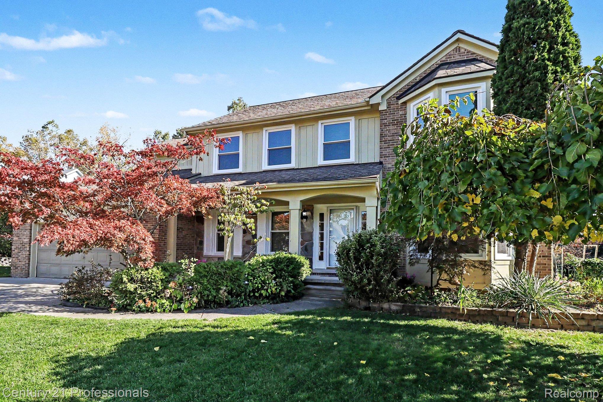 24500 Ridgeview Drive
