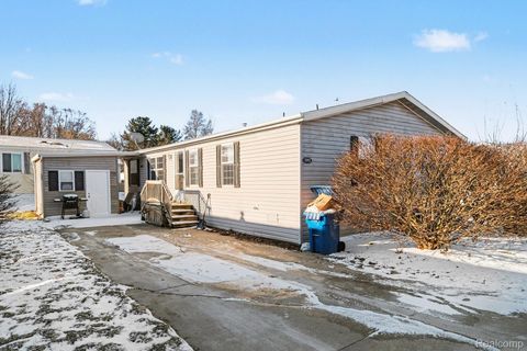 2055 Cedar Circle Vienna Charter Township MI 48420