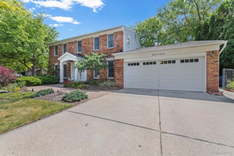 Photo of 871 Spartan Drive, Rochester Hills City, MI 48309 (MLS # 20261042010)