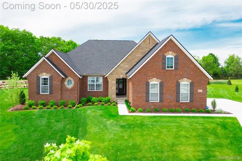 21377 STONE MEADOW Drive Lyon Charter Township MI 48167