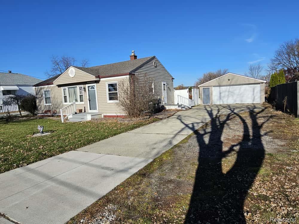 13811 E 14 Mile Road