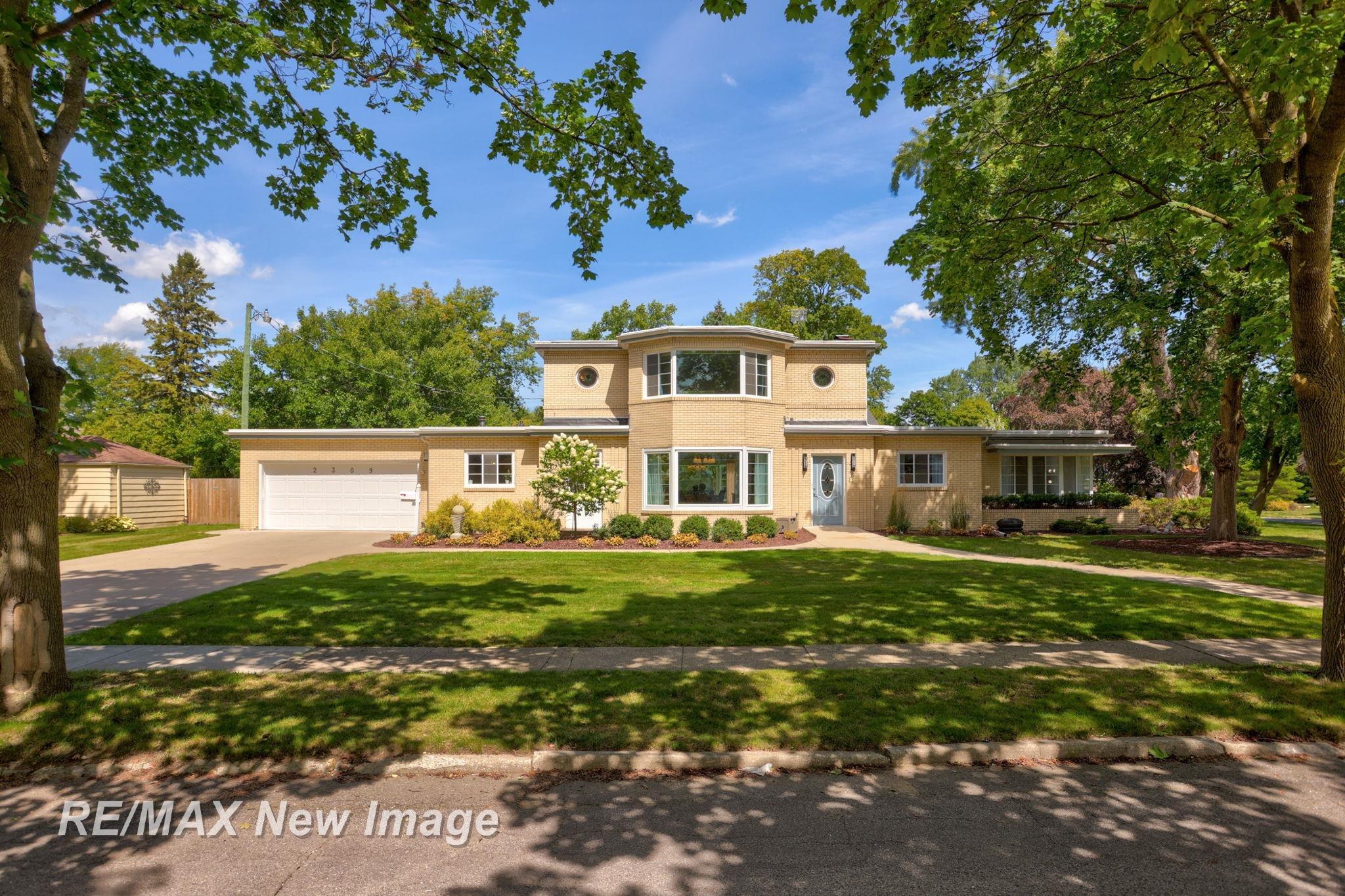 2309 Nurmi Drive