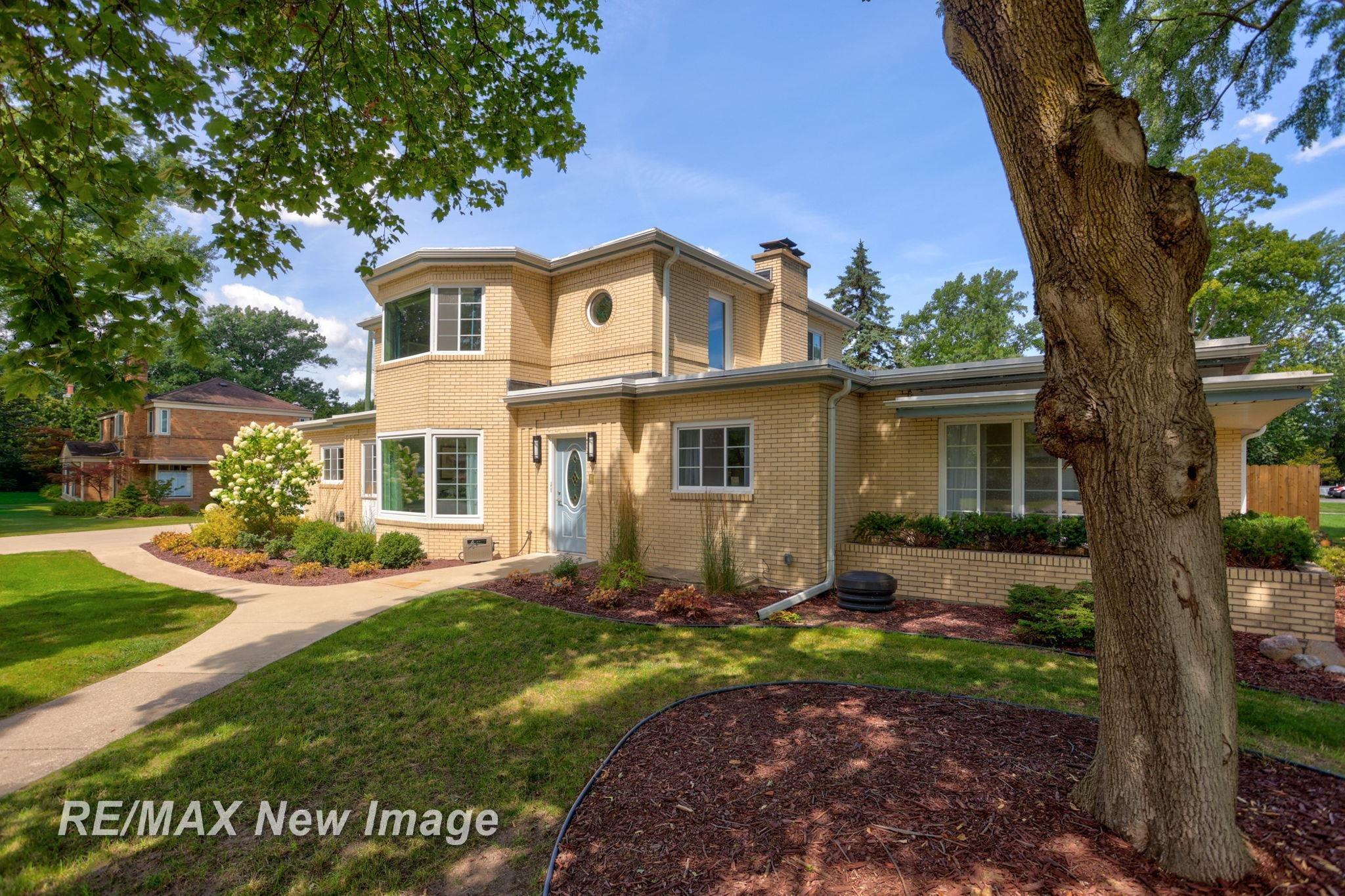 2309 Nurmi Drive