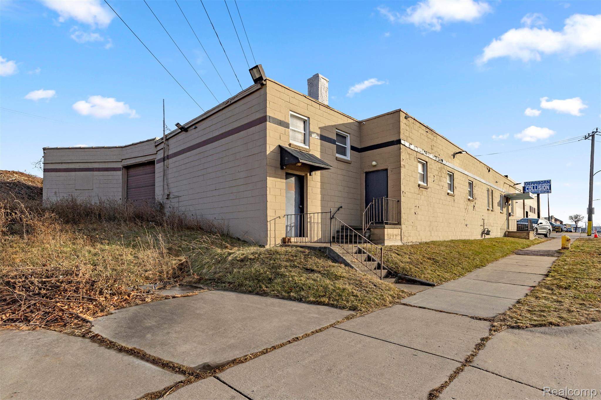 5420 Oakman Boulevard