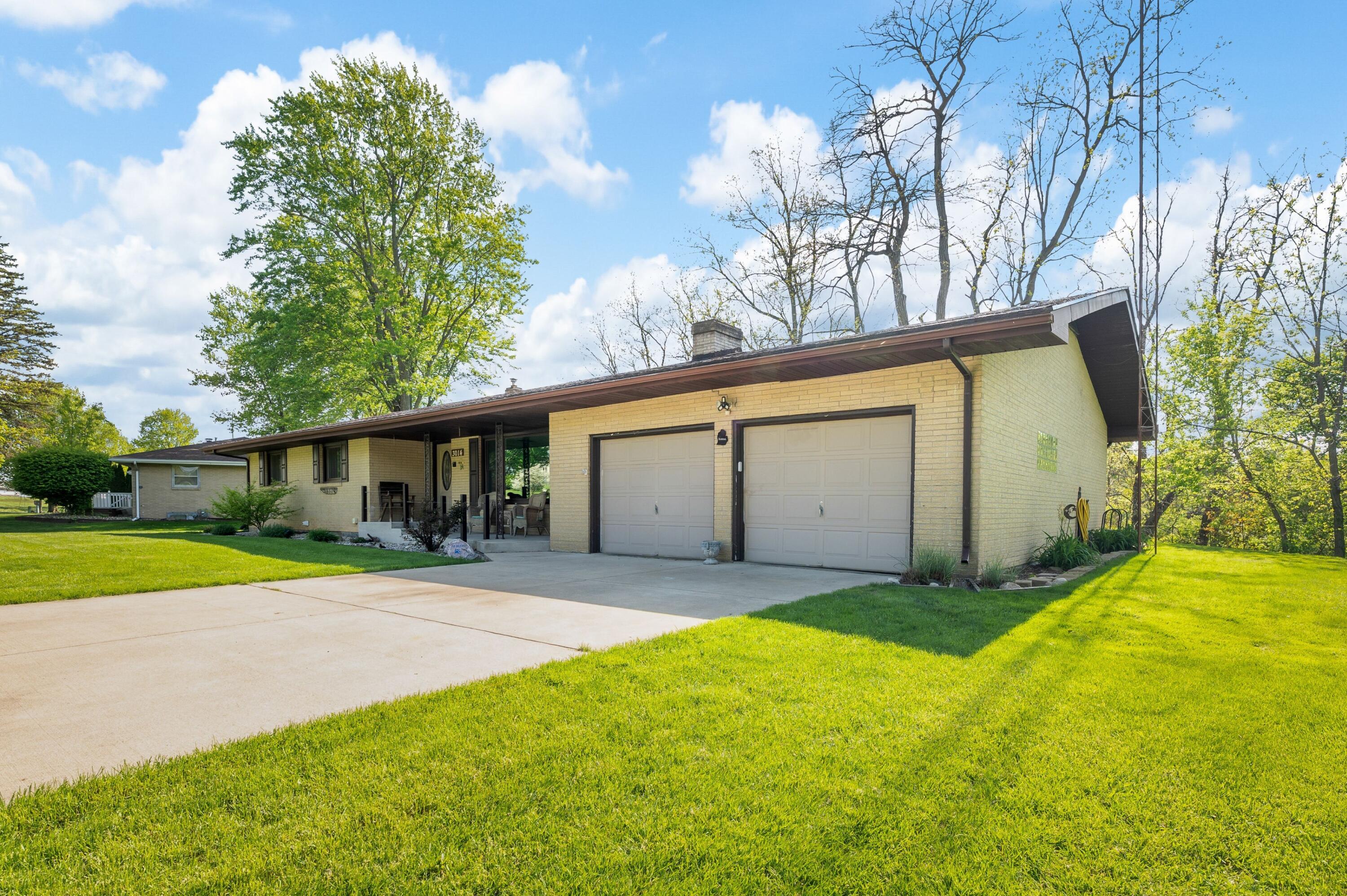3014 W Bluffwood Terrace