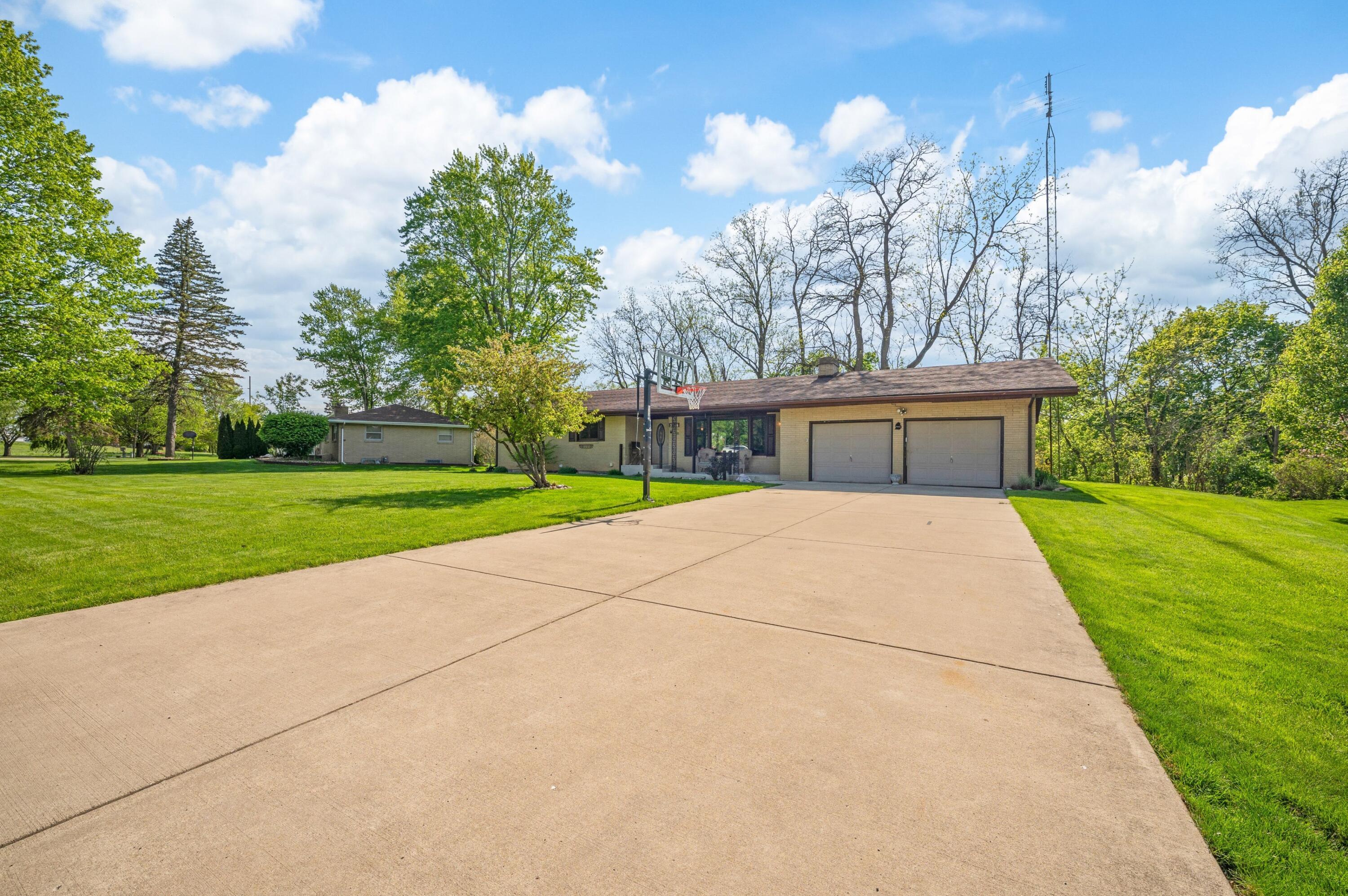 3014 W Bluffwood Terrace