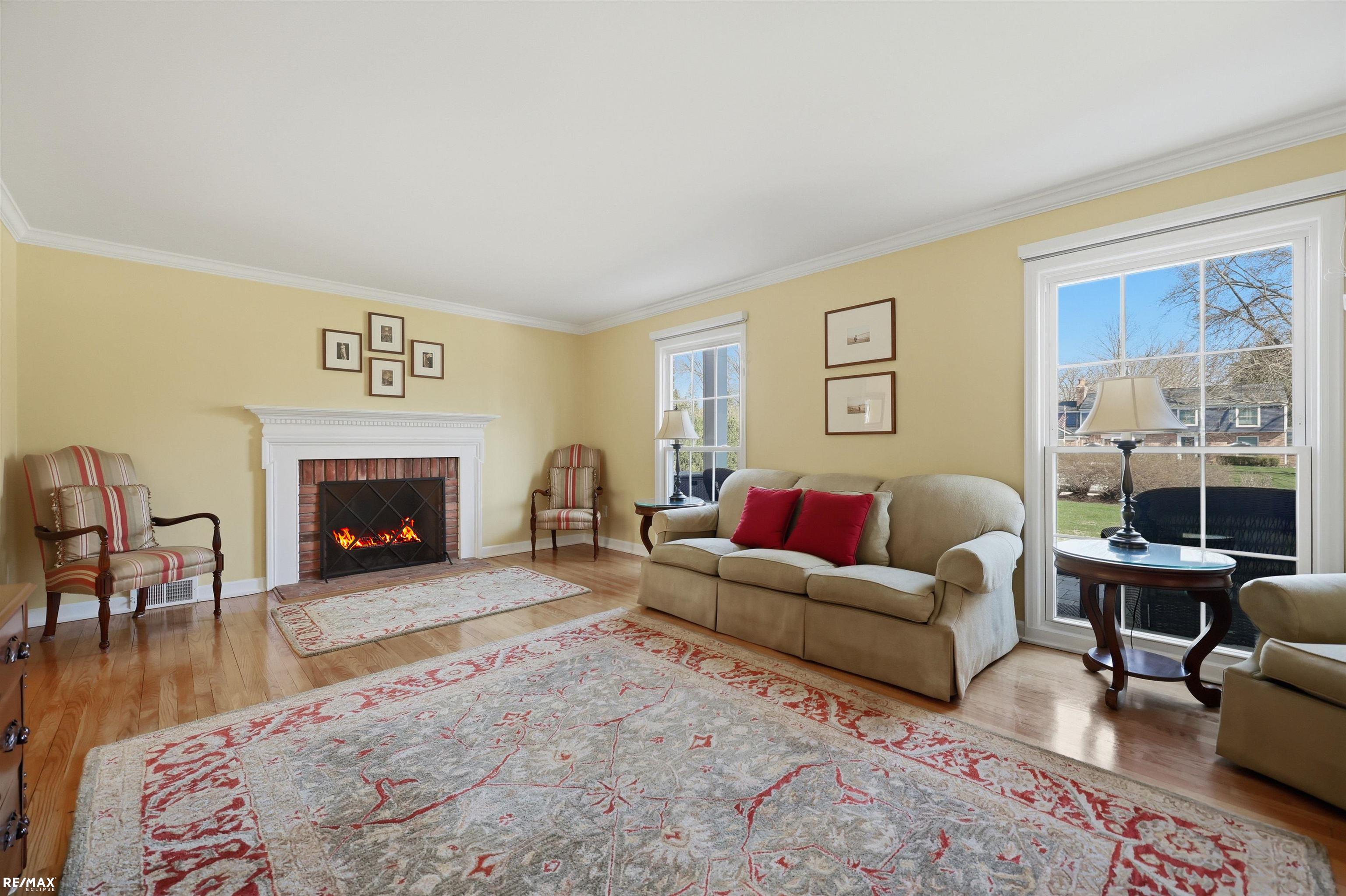 938 Candlestick Court