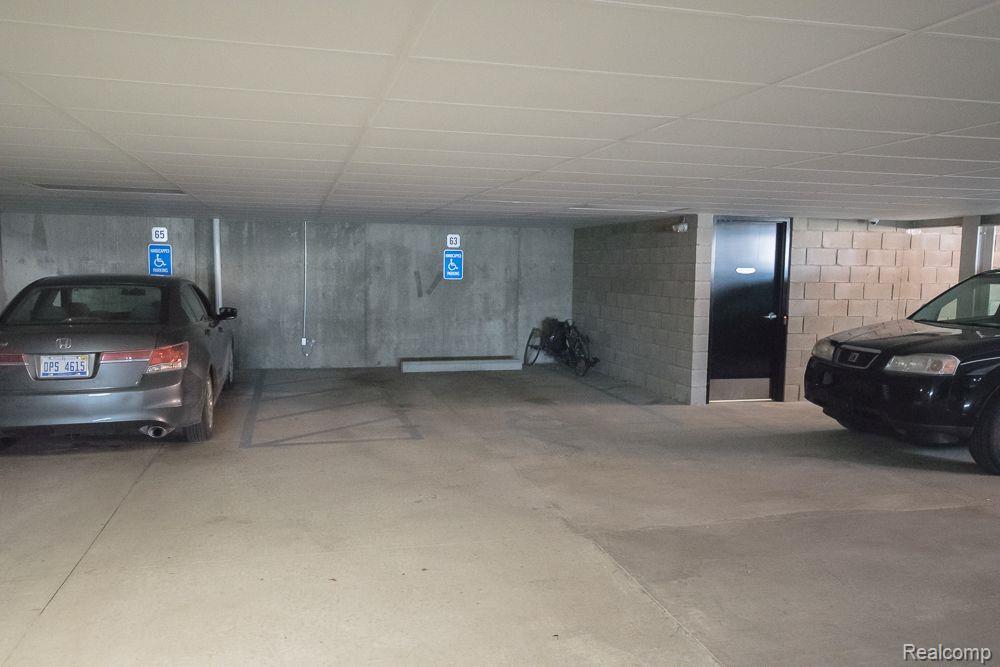 112 WALNUT Boulevard Unit 411