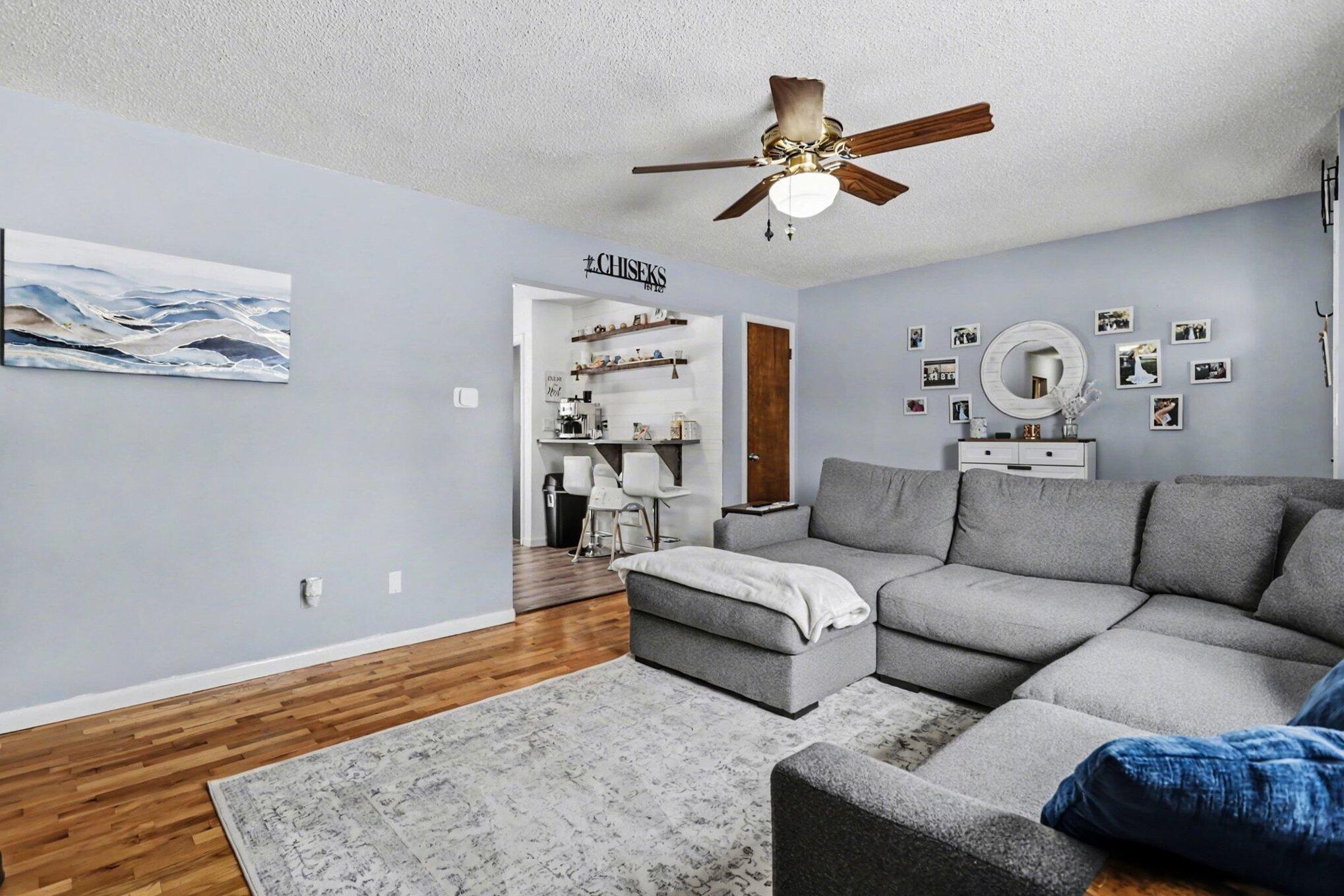 331 E Parsons Avenue