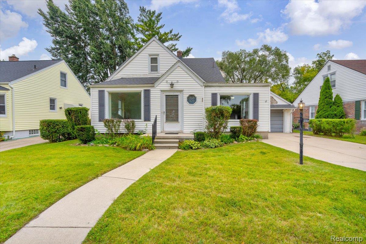 2251 Harvard Road