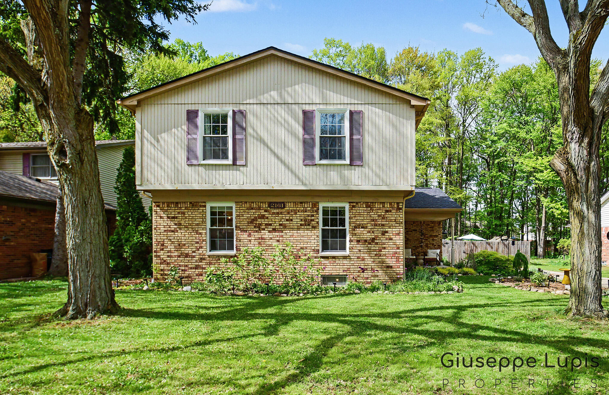 2161 Topaz Drive