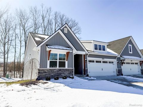 1079 Camellia Circle 33 Marion Township MI 48843