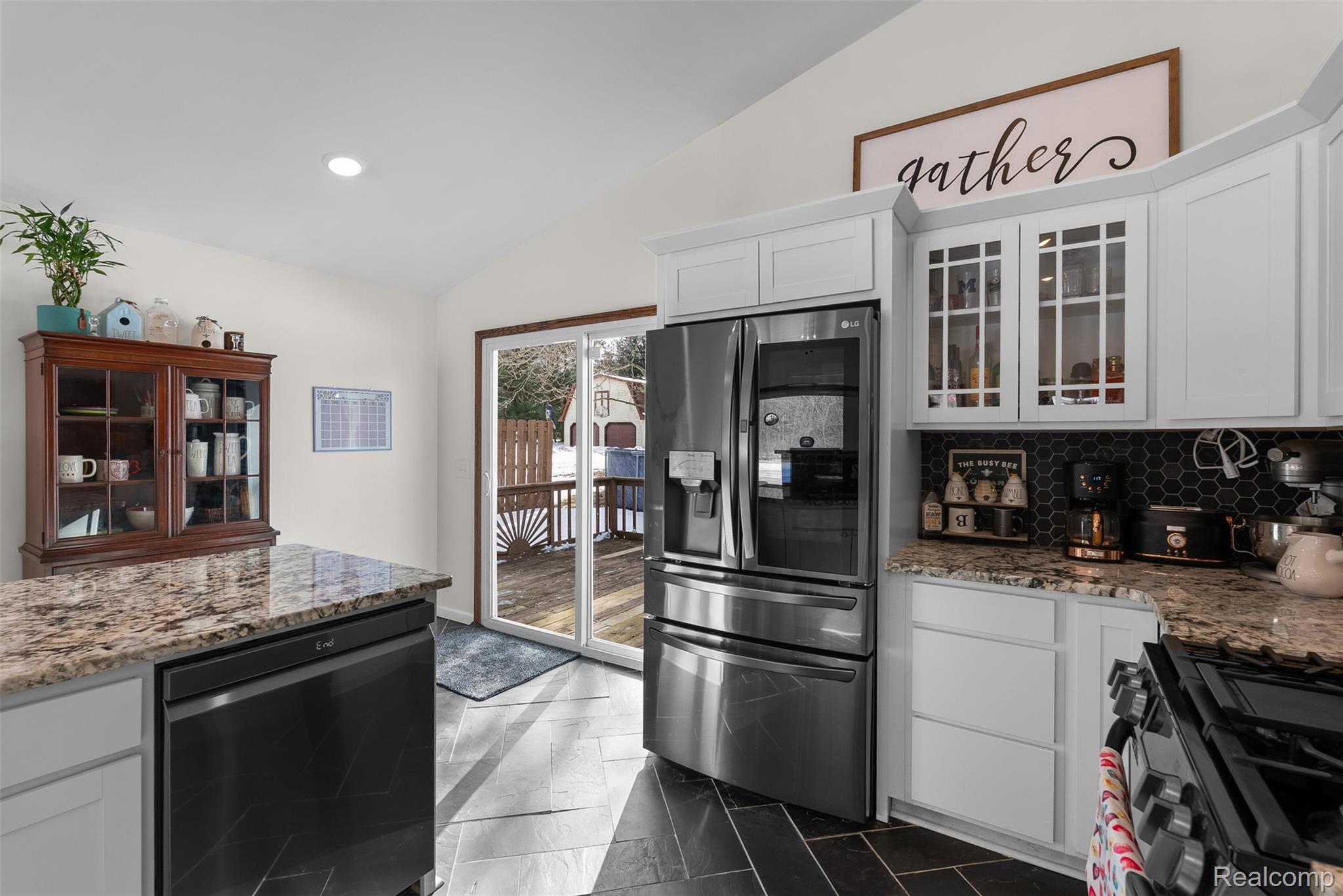 7067 Stanley Rd Road