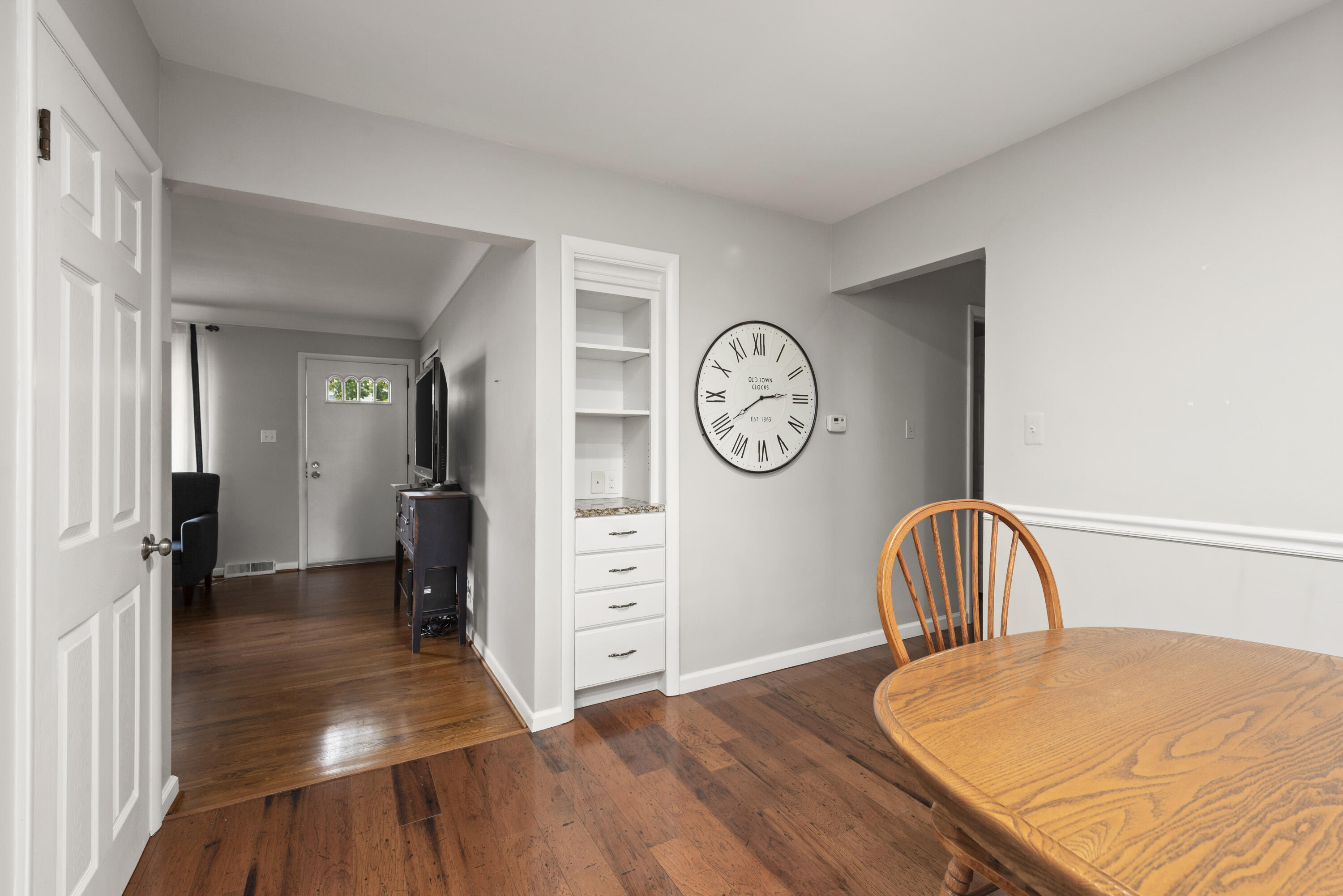 5448 Williamson Street