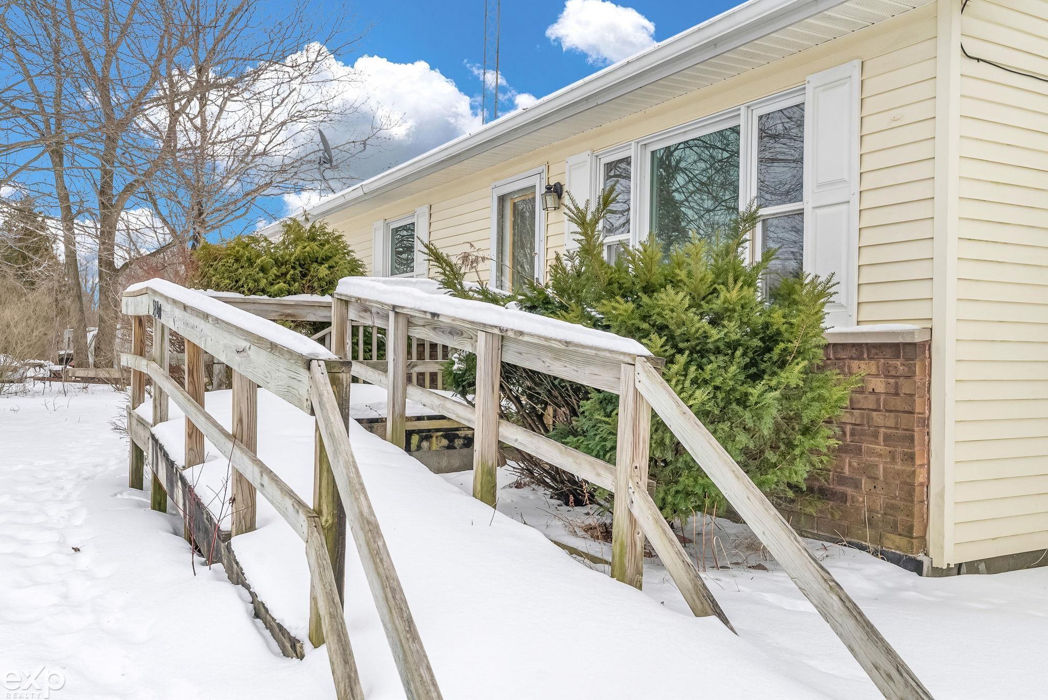 5840 Mortimer Line Road