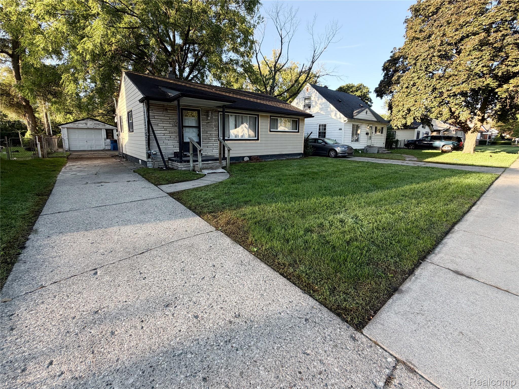 3720 Alvina Avenue