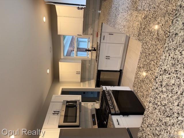 6550 Golfview Street