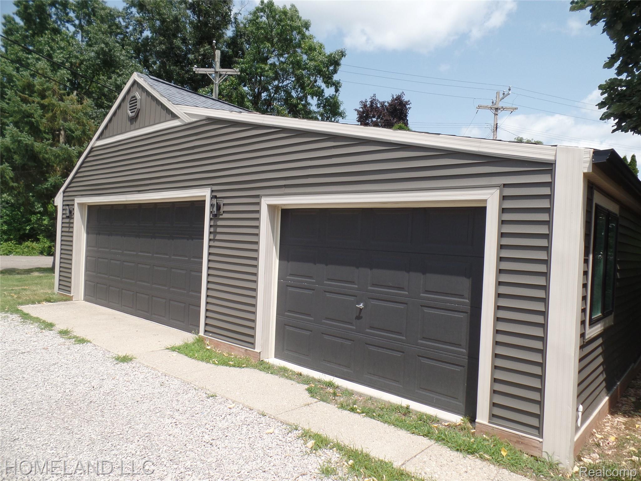 4039 Lotus Drive