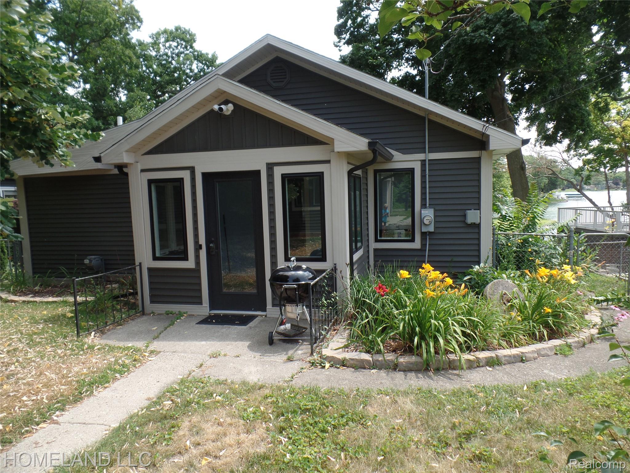 4039 Lotus Drive