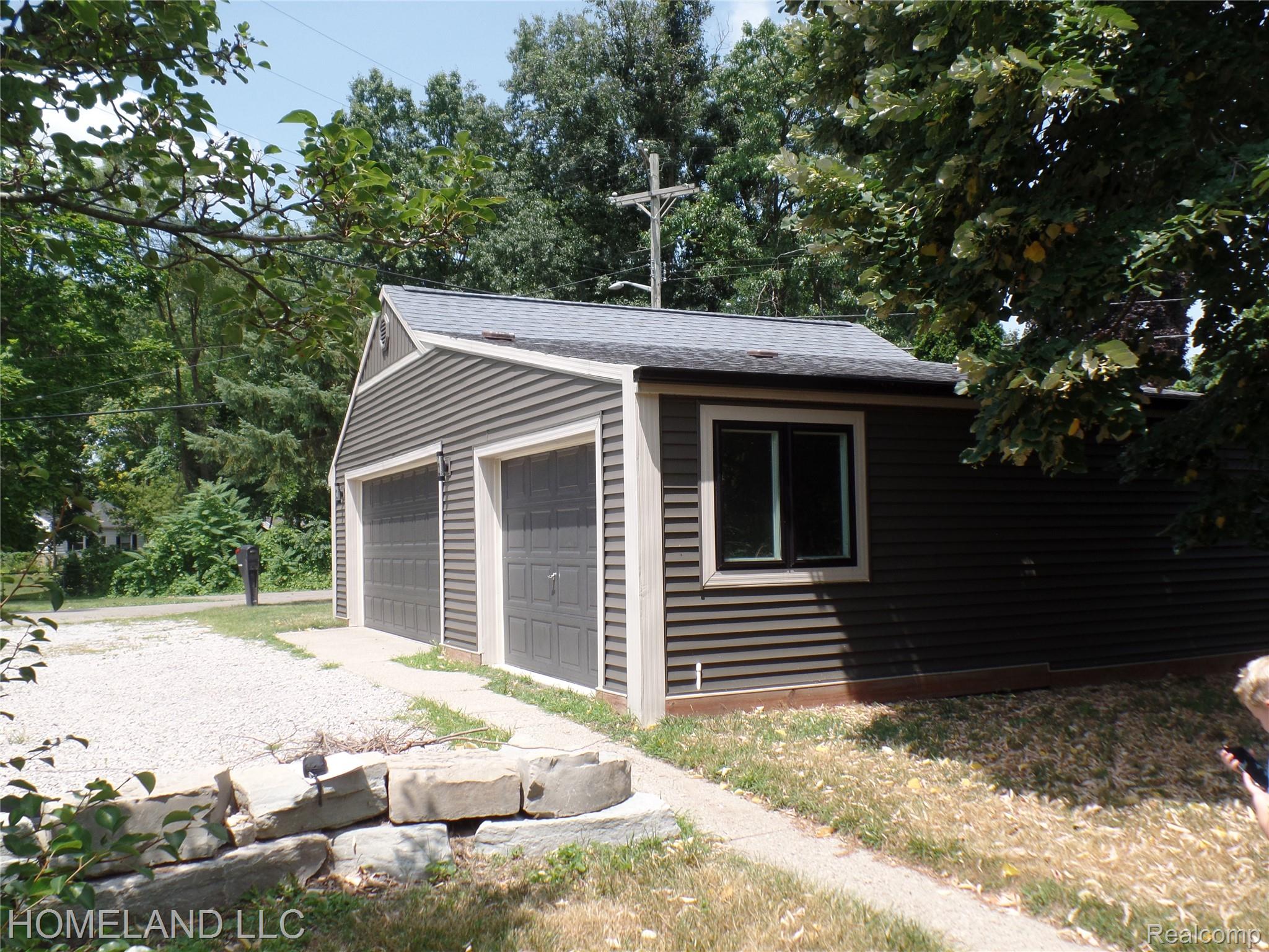 4039 Lotus Drive