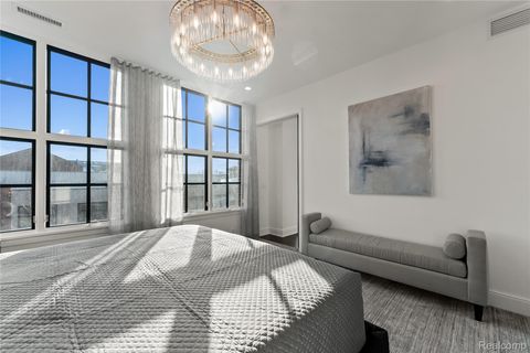 Tiny photo for 2051 VILLA Road #304, Birmingham City, MI 48009 (MLS # 20251060963)