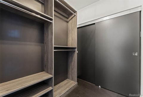 Tiny photo for 2051 VILLA Road #304, Birmingham City, MI 48009 (MLS # 20251060963)