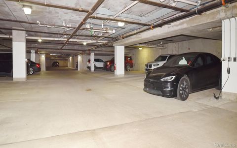 Tiny photo for 2051 VILLA Road #304, Birmingham City, MI 48009 (MLS # 20251060963)