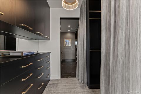 Tiny photo for 2051 VILLA Road #304, Birmingham City, MI 48009 (MLS # 20251060963)