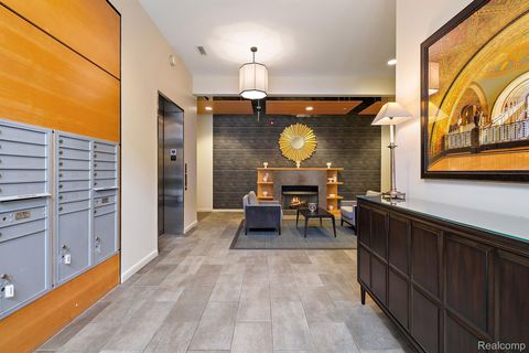 Tiny photo for 2051 VILLA Road #304, Birmingham City, MI 48009 (MLS # 20251060963)