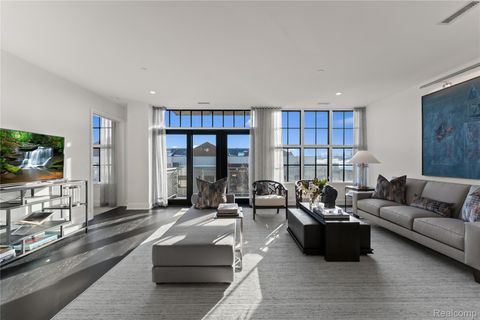 Tiny photo for 2051 VILLA Road #304, Birmingham City, MI 48009 (MLS # 20251060963)