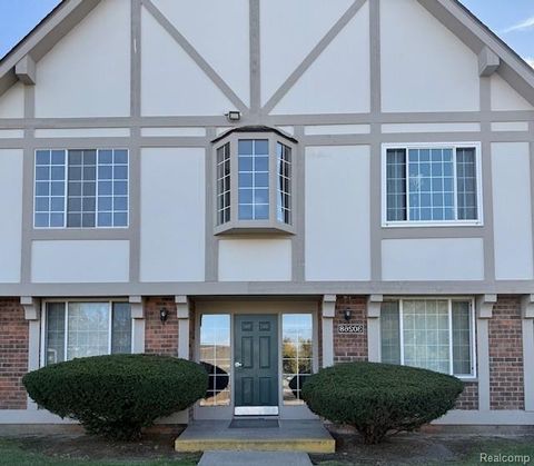 30268 Southfield Road 229 Southfield City MI 48076