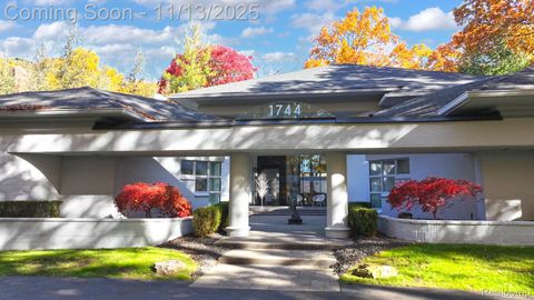 1744 Heron Ridge Drive Bloomfield Hills City MI 48302