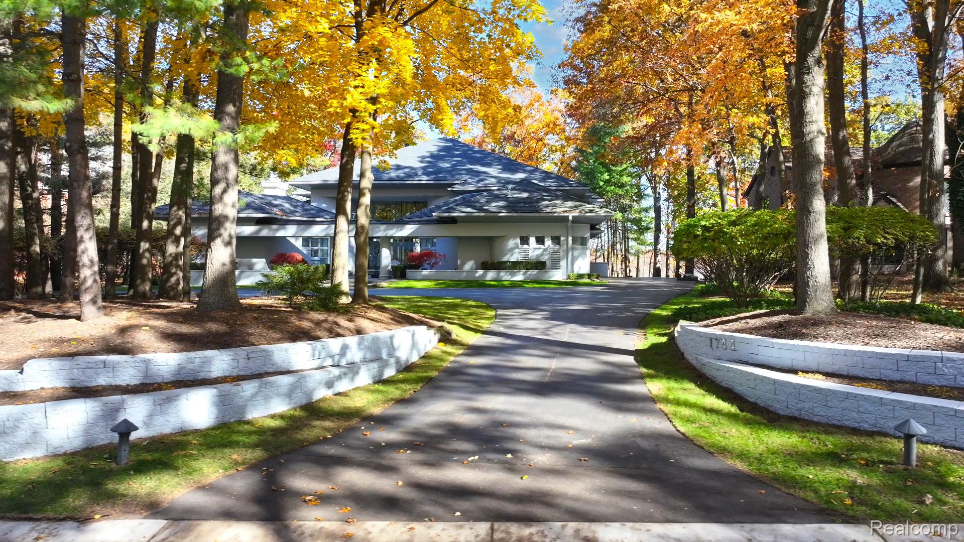 1744 Heron Ridge Drive