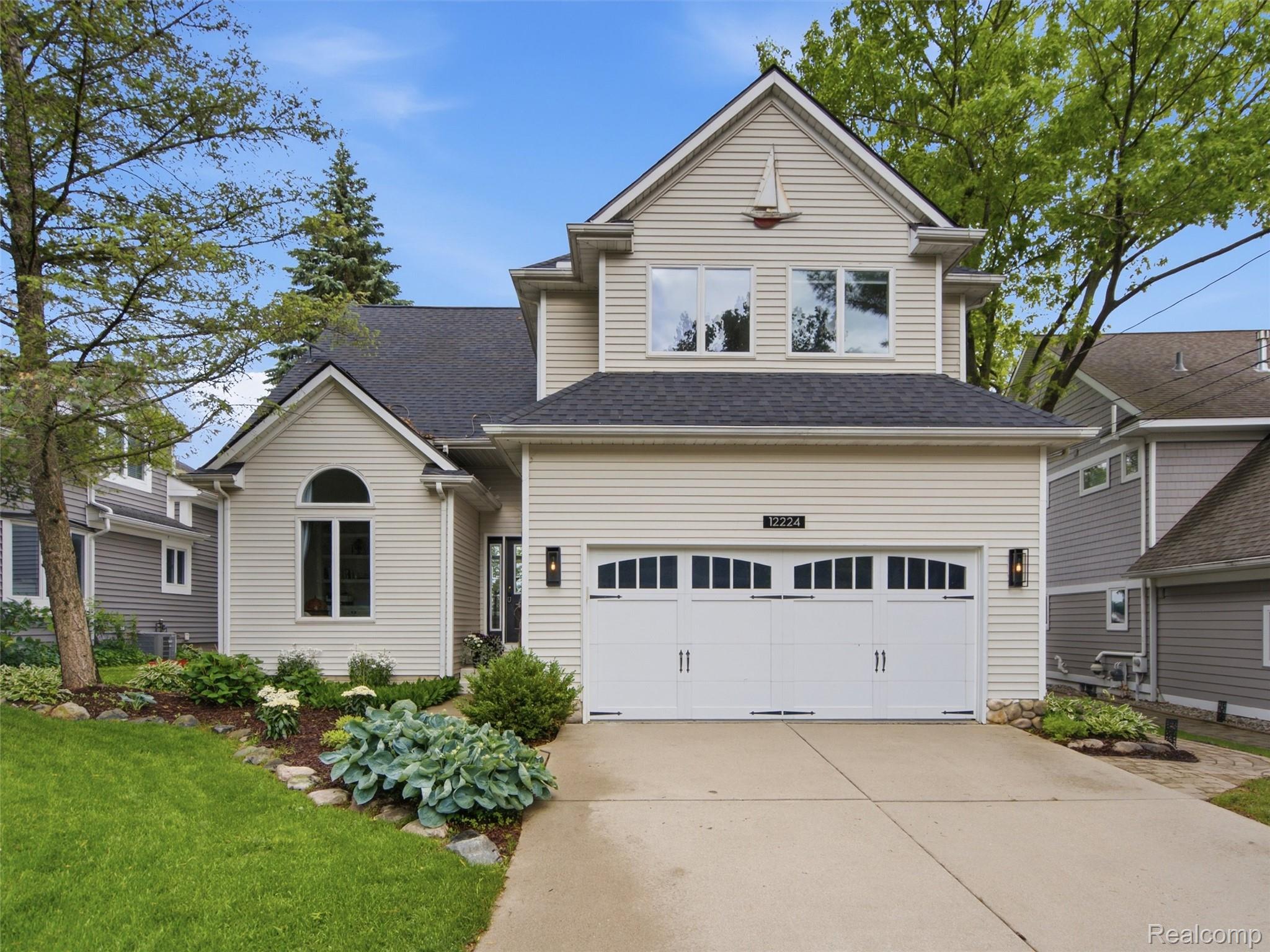 12224 Mantawauka Drive