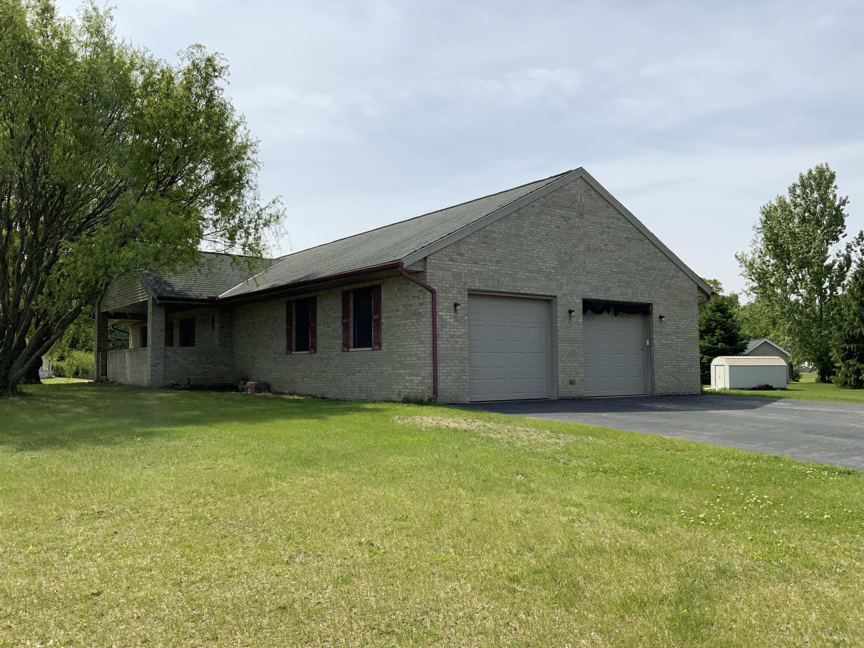 7715 Hidden Knoll Court NE 41